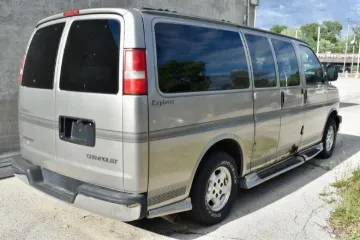Picture of 2004 Chevrolet Express Passenger Van