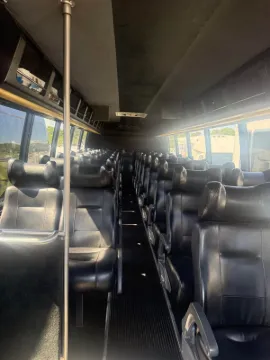 Picture of 2007 Mid Size Bus