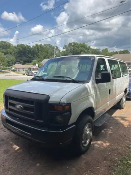 Picture of 2010 Ford E350 Passenger Van
