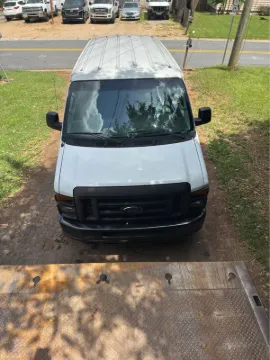 Picture of 2010 Ford E350 Passenger Van