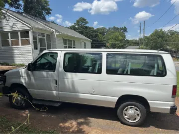Picture of 2010 Ford E350 Passenger Van