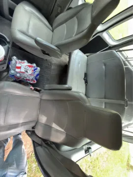 Picture of 2010 Ford E350 Passenger Van