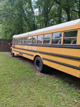 Picture of 2001 Freigthliner C2 Thomas School Bus