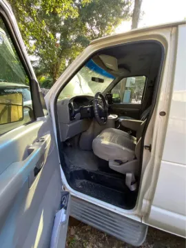 Picture of 2002 Ford E350 Xlt Passenger Van