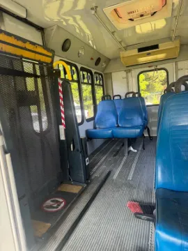 Picture of 2003 E350 Super Duty Passenger ADA Shuttle Bus