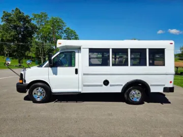 Picture of 2012 Chevrolet Shuttle Bus