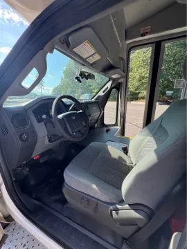 Picture of 2016 Ford F550 ADA Shuttle Bus