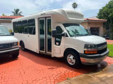 Picture of 2015 Chevrolet Express 4500 Shuttle Bus ADA
