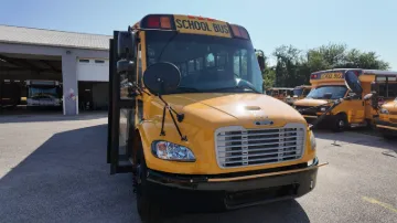 2017 Thomas C2 72P