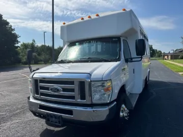 Picture of 2016 Ford E-350 Coach ADA Shuttle Bus