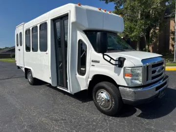 Picture of 2016 Ford E-350 Coach ADA Shuttle Bus