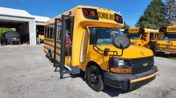 2015 Chevrolet Express Micro Bird 30P