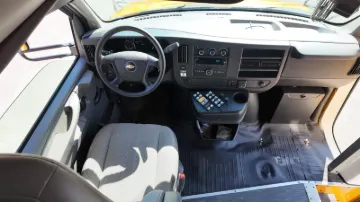 2015 Chevrolet Express Micro Bird 30P