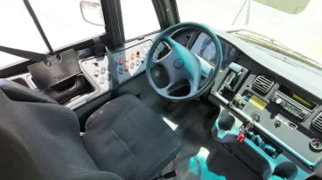 2016 Thomas C2 72P