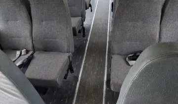 Picture of 2003 Chevrolet Express Shuttle Bus