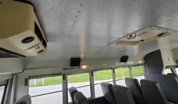 Picture of 2003 Chevrolet Express Shuttle Bus