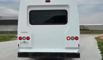 Picture of 2010 Ford E450 Startrans Shuttle Bus