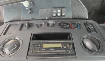 Picture of 2010 Ford E450 Startrans Shuttle Bus