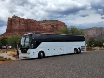Picture of 2020 Prevost H3-45 Motorcoach Coach Bus