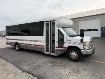 Picture of 2016 Ford E450 Champion Shuttle Bus