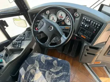 2014 MCI J4500 56P Coach