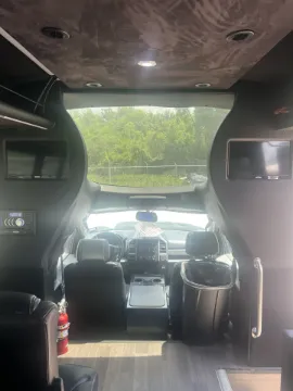 2017 Ford F550 Berkshire 27P Shuttle 