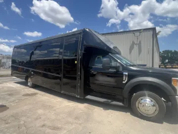 2017 Ford F550 Berkshire 27P Shuttle 