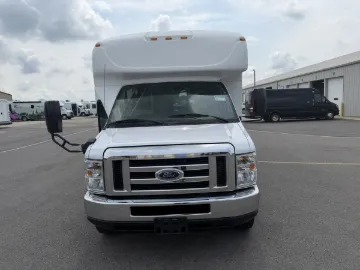 Picture of 2019 Ford E350 Starcraft Shuttle Bus ADA