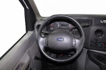 Picture of 2015 Ford E-450 Starcraft Shuttle Bus ADA