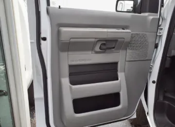 Picture of 2016 Ford E350 Shuttle Bus