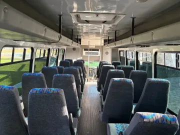 2012 Ford Alliance F550 Shuttle Bus