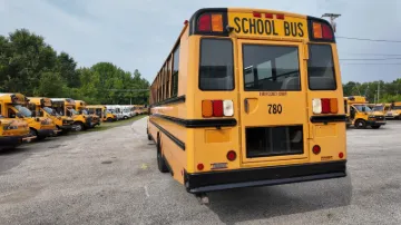 2016 FREIGHTLINER B2 Bus Chassis School Buses