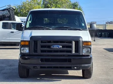 Picture of 2011 Ford E350 Super Duty Passenger Van