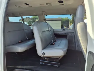 Picture of 2011 Ford E350 Super Duty Passenger Van