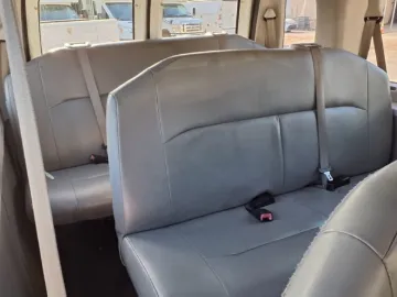 Picture of 2011 Ford E350 Super Duty Passenger Van