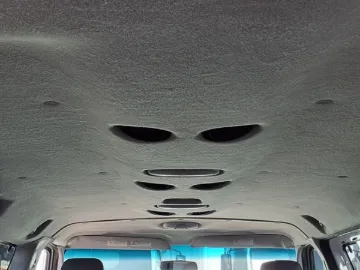 Picture of 2011 Ford E350 Super Duty Passenger Van