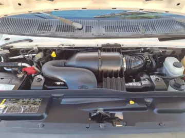 Picture of 2011 Ford E350 Super Duty Passenger Van