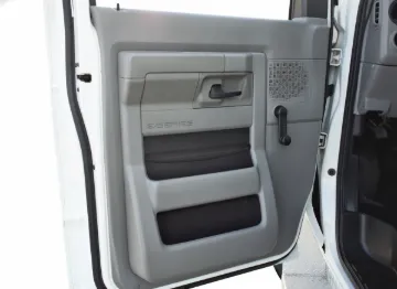 Picture of 2016 Ford E350 ADA Shuttle Bus