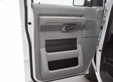 Picture of 2016 Ford E350 Shuttle Bus
