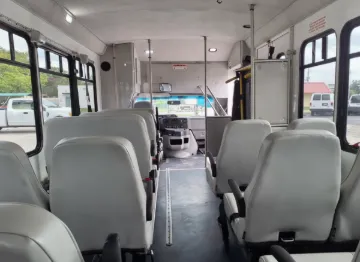 Picture of 2019 Ford E450 Shuttle Bus