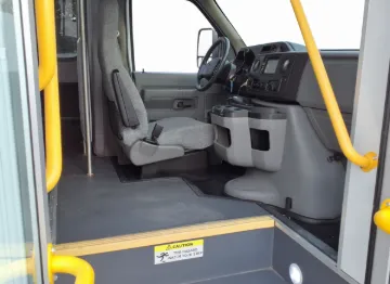 Picture of 2016 Ford E-450 Starcraft 12P ADA