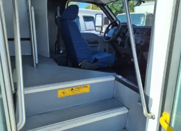 Picture of 2016 Ford F550 Shuttle Bus