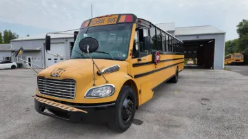 2011 FREIGHTLINER B2 Bus Chassis School Buses