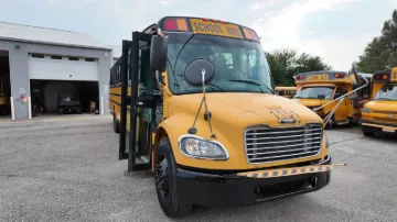 2011 FREIGHTLINER B2 Bus Chassis School Buses