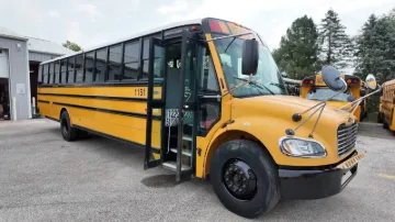 2011 FREIGHTLINER B2 Bus Chassis School Buses