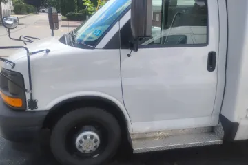 Picture of 2017 Chevrolet Express 3500 MFSAB