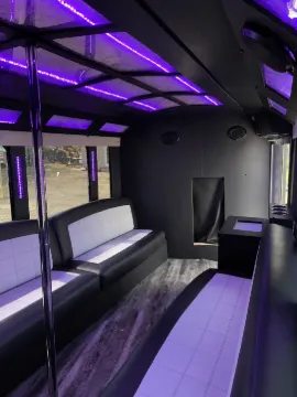 2013 Chevrolet Express 3500 Bus Shuttle Bus