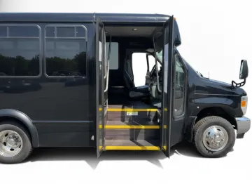 Picture of 2025 Ford Starcraft Executive Shuttle Shuttle Bus
