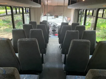 2008 Ford E-450 Starcraft 24P 