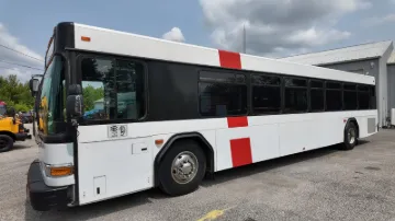 2002 GILLIG Low Floor Bus Transit Buses